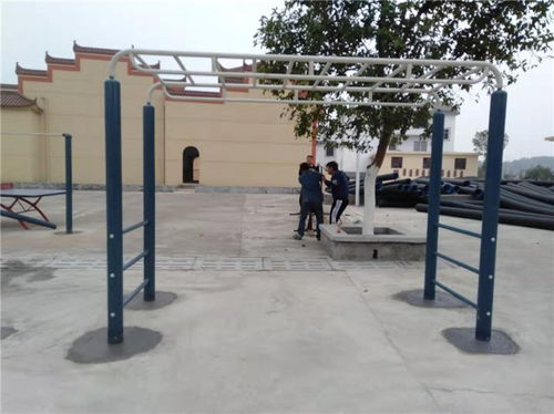 小區EPDM圖案設計球場地面工程鋪設 打造多功能運動空間