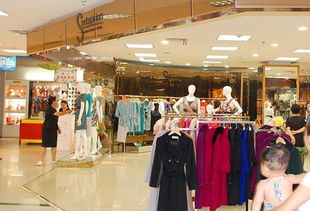 加盟連鎖店要多少錢？——服裝服飾零售加盟費用解析